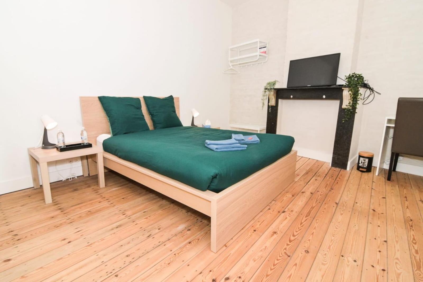 Cozy And Confortable Room Near Brussels Central Station Bagian luar foto